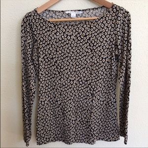 DVF long sleeve top. Fun print. Like New.